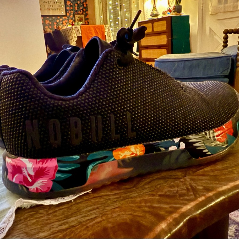 No Bull Women’s Impact Trainers Size 8.5